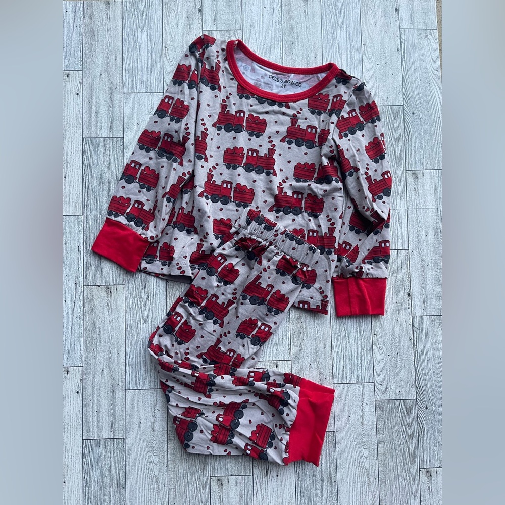 SOLD Baby and toddler Valentines trains with hearts bamboo two piece jammies